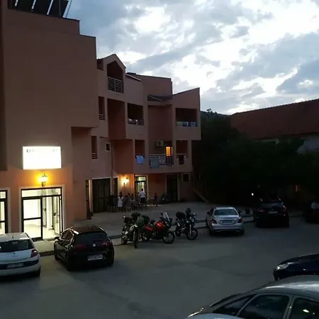 게스트하우스 Orlovic 2*